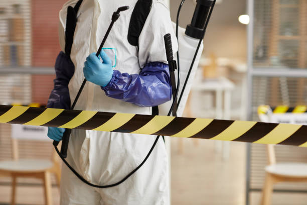 Professional Biohazard technician working in Ohiowa, NE